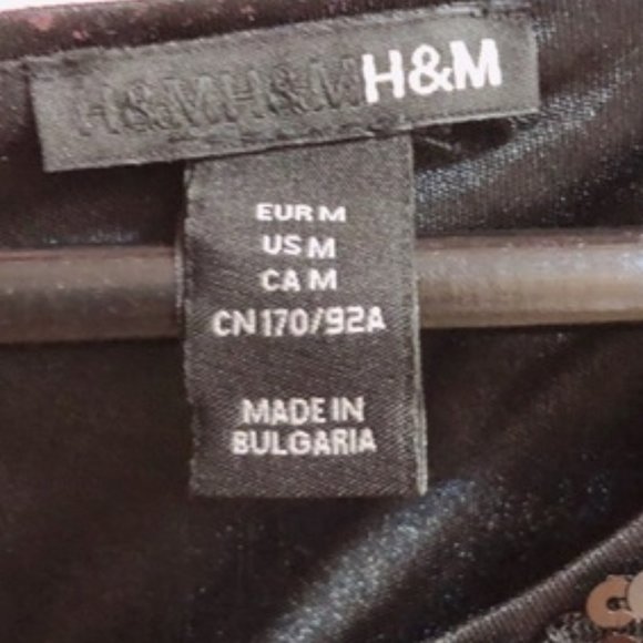 H&M sequin dress - Picture 3 of 3